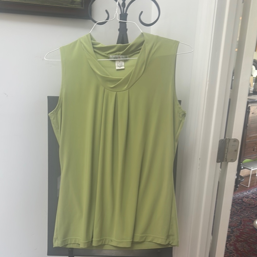 Green Sleeveless Pleated Blouse